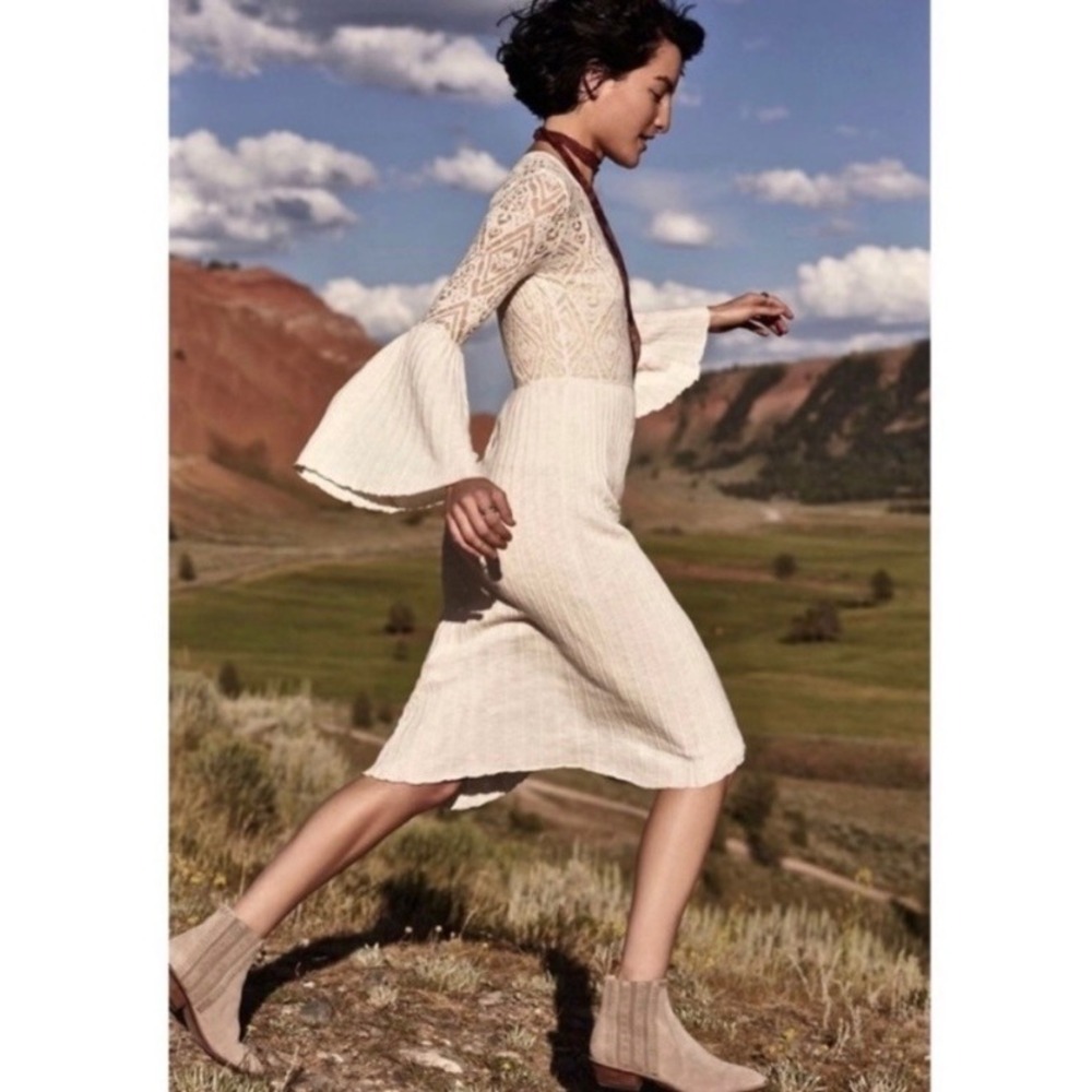 Anthropologie Floreat Serena Bell Sleeve Midi Dress Cream Knit Womens Large